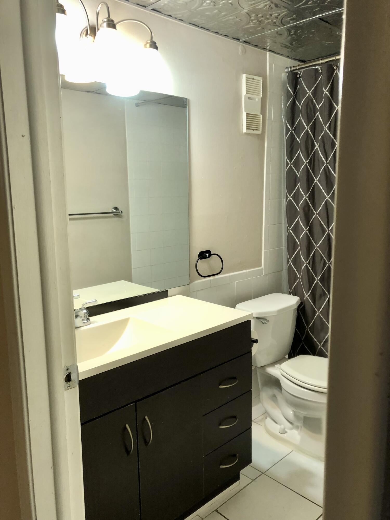 PALM VILLAGE CLUB CONDO - Residential