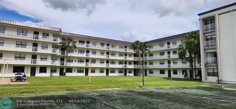 Palm Village Club Condo - Residential