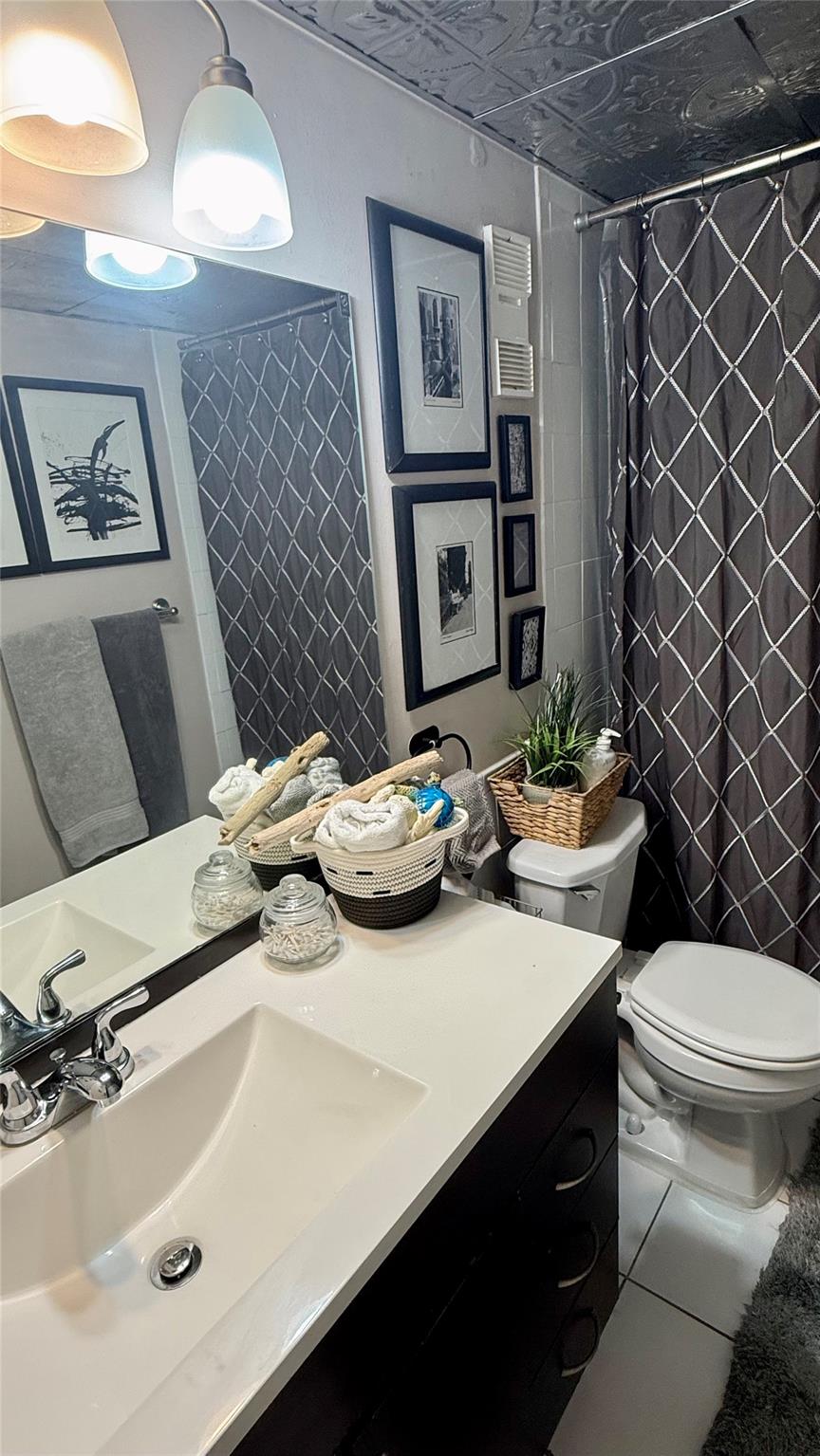 Palm Village Club Condo - Residential