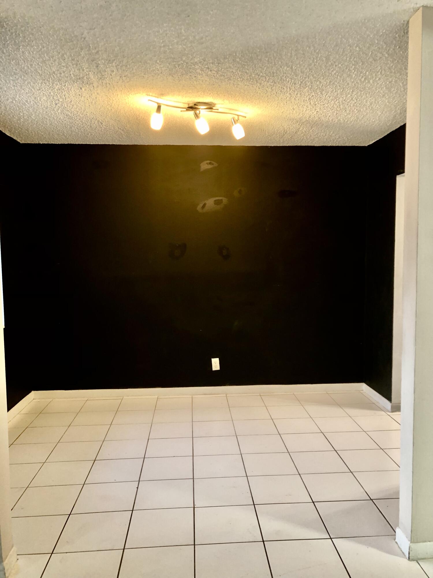 PALM VILLAGE CLUB CONDO - Residential