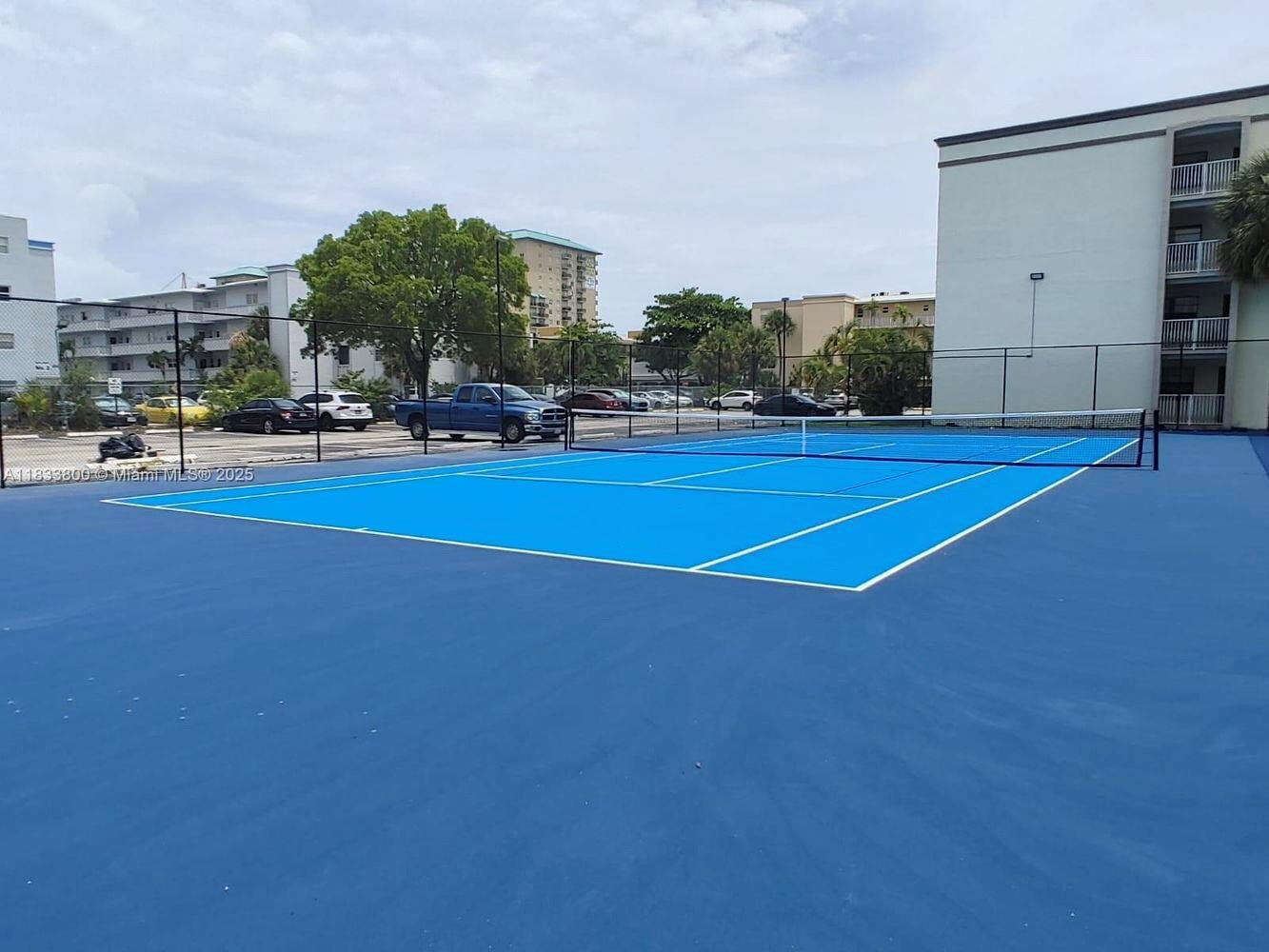 PALM VILLAGE CLUB CONDO - Residential