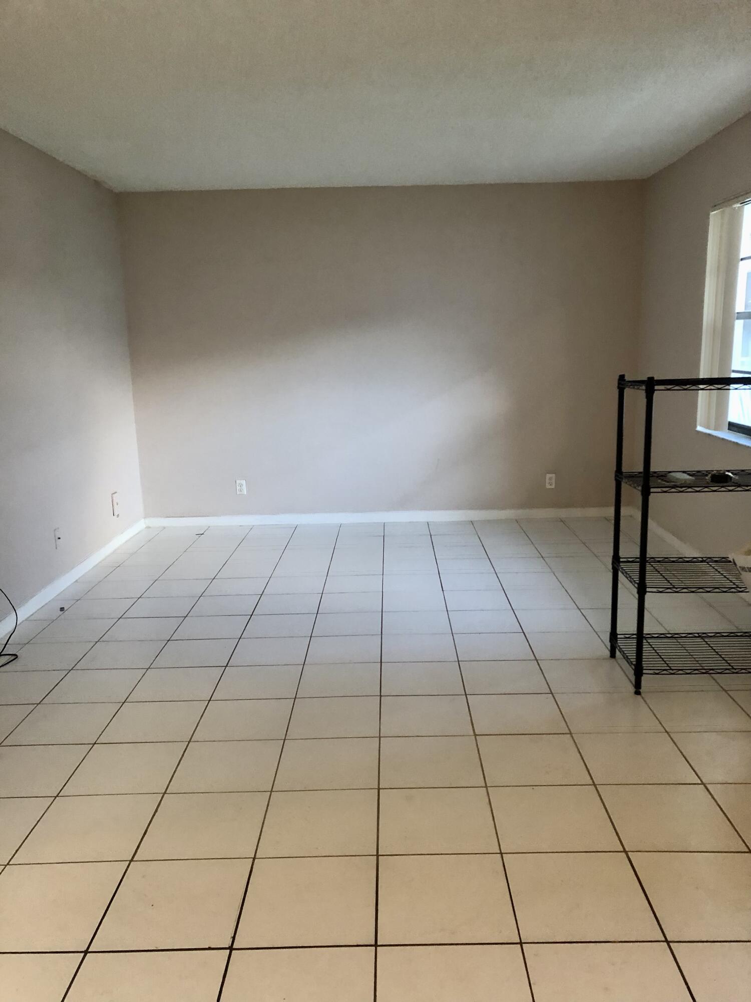 PALM VILLAGE CLUB CONDO - Residential