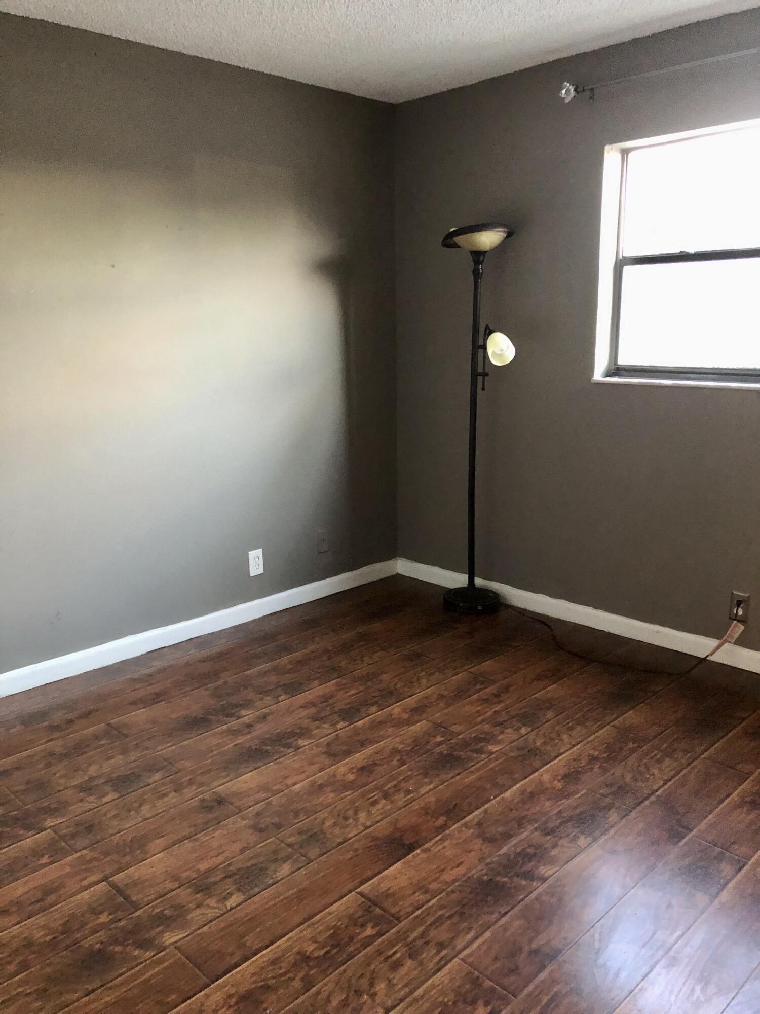 PALM VILLAGE CLUB CONDO - Residential