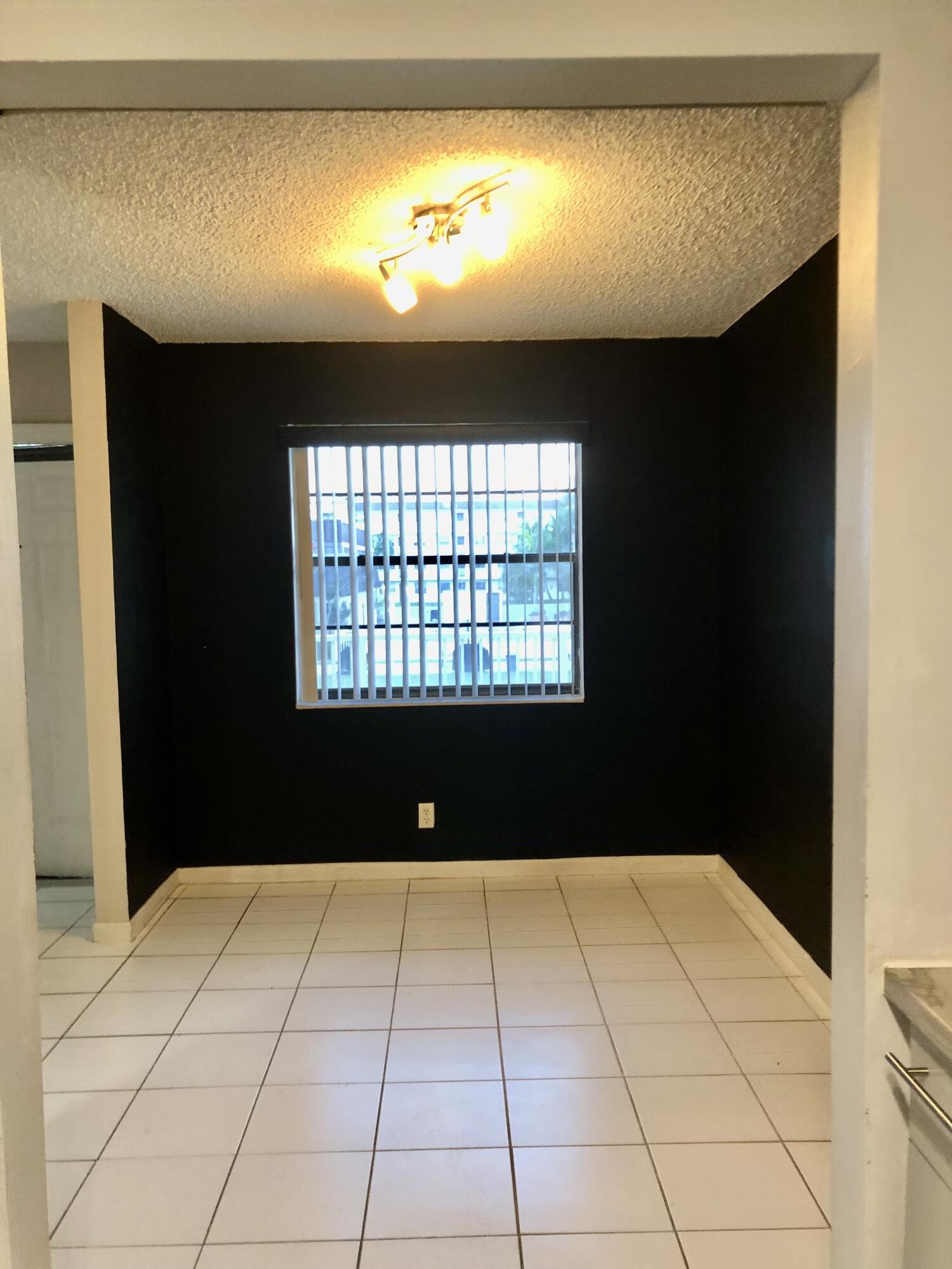 PALM VILLAGE CLUB CONDO - Residential