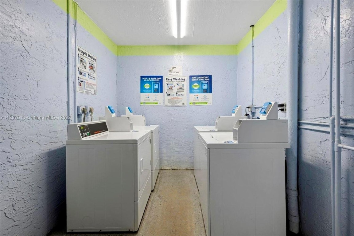 Palm Village Club Condo - Residential