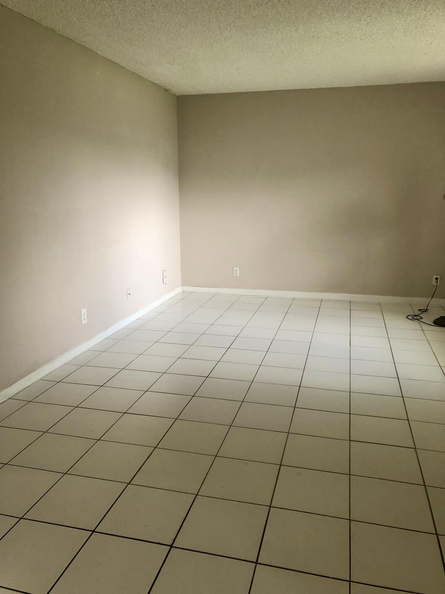 500 NE 2nd Street 204