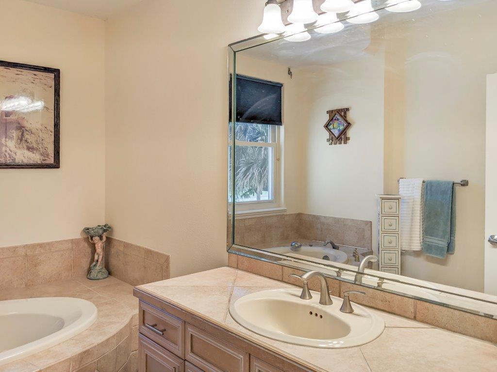 A PLAT OF BEACH HOUSE ESTATES - Residential