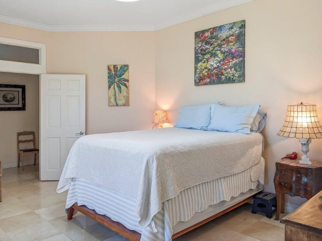 A PLAT OF BEACH HOUSE ESTATES - Residential