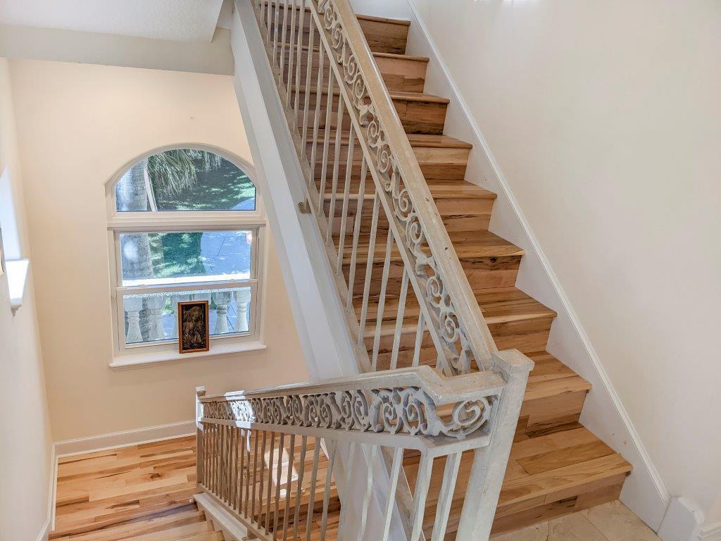 A PLAT OF BEACH HOUSE ESTATES - Residential