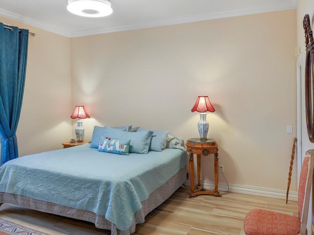 A PLAT OF BEACH HOUSE ESTATES - Residential