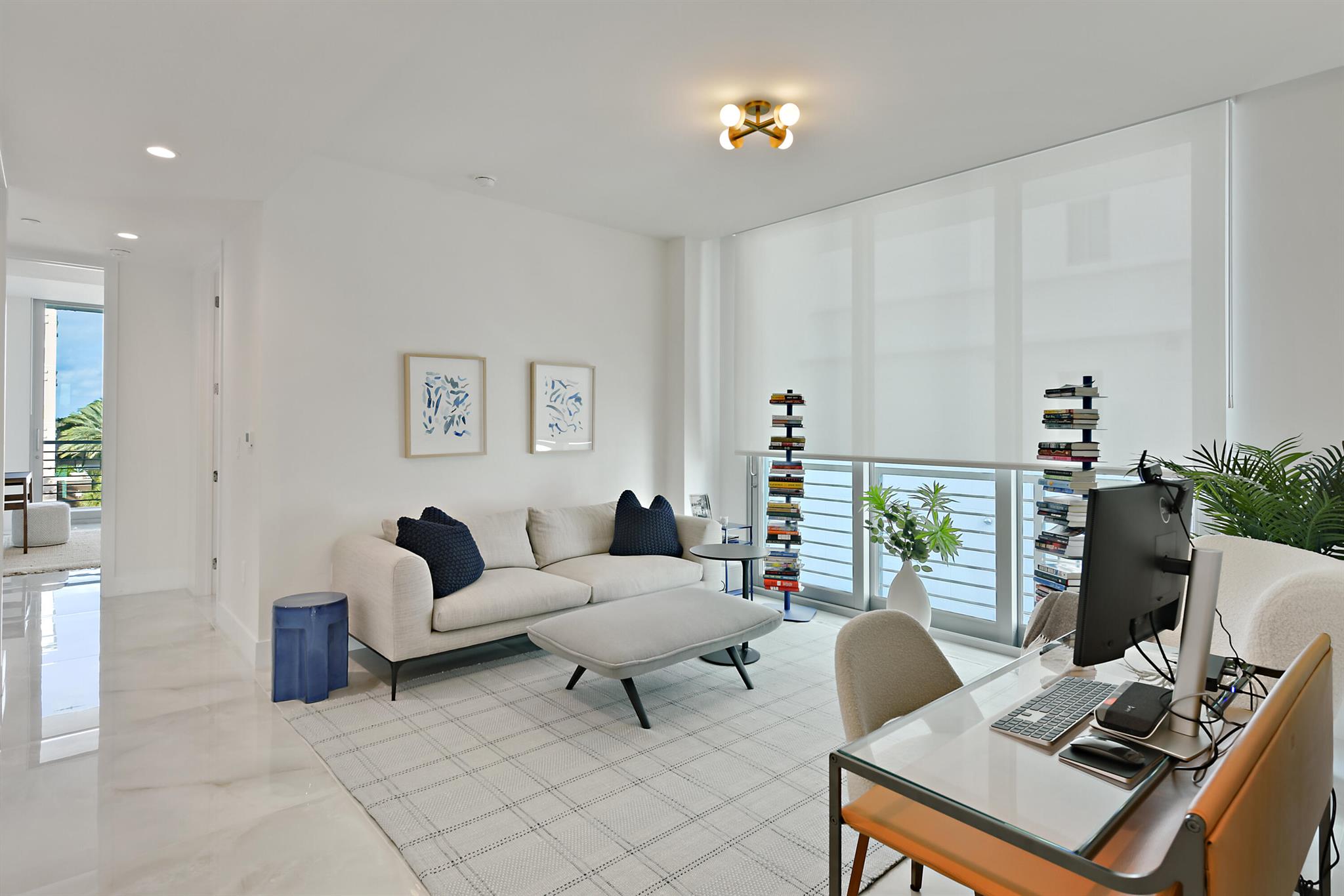 ROYAL PALM RESIDENCES CON - Residential Lease