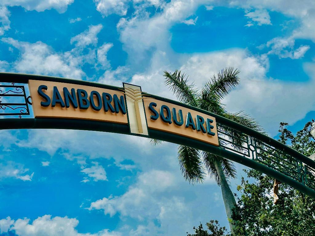 ROYAL PALM RESIDENCES CONDO - Residential Lease