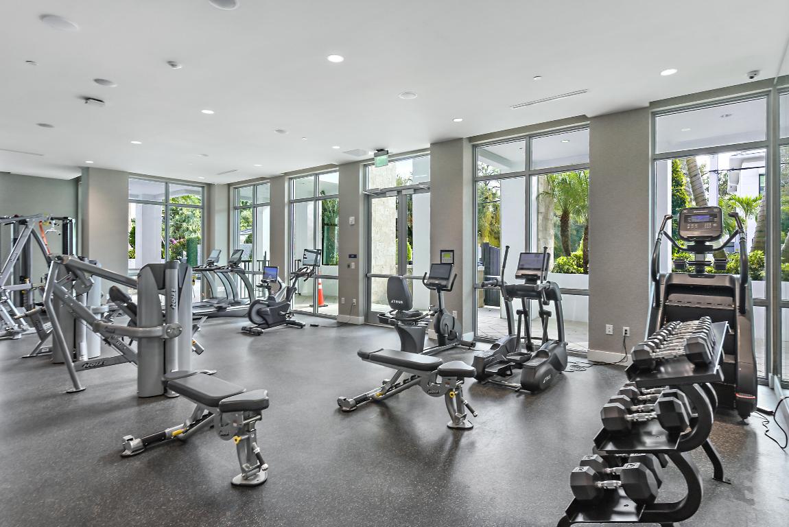 ROYAL PALM RESIDENCES CONDO - Residential Lease