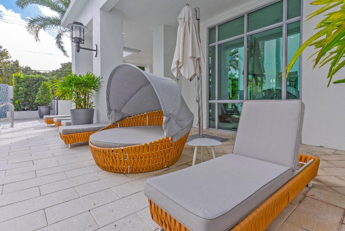 ROYAL PALM RESIDENCES CONDO - Residential Lease