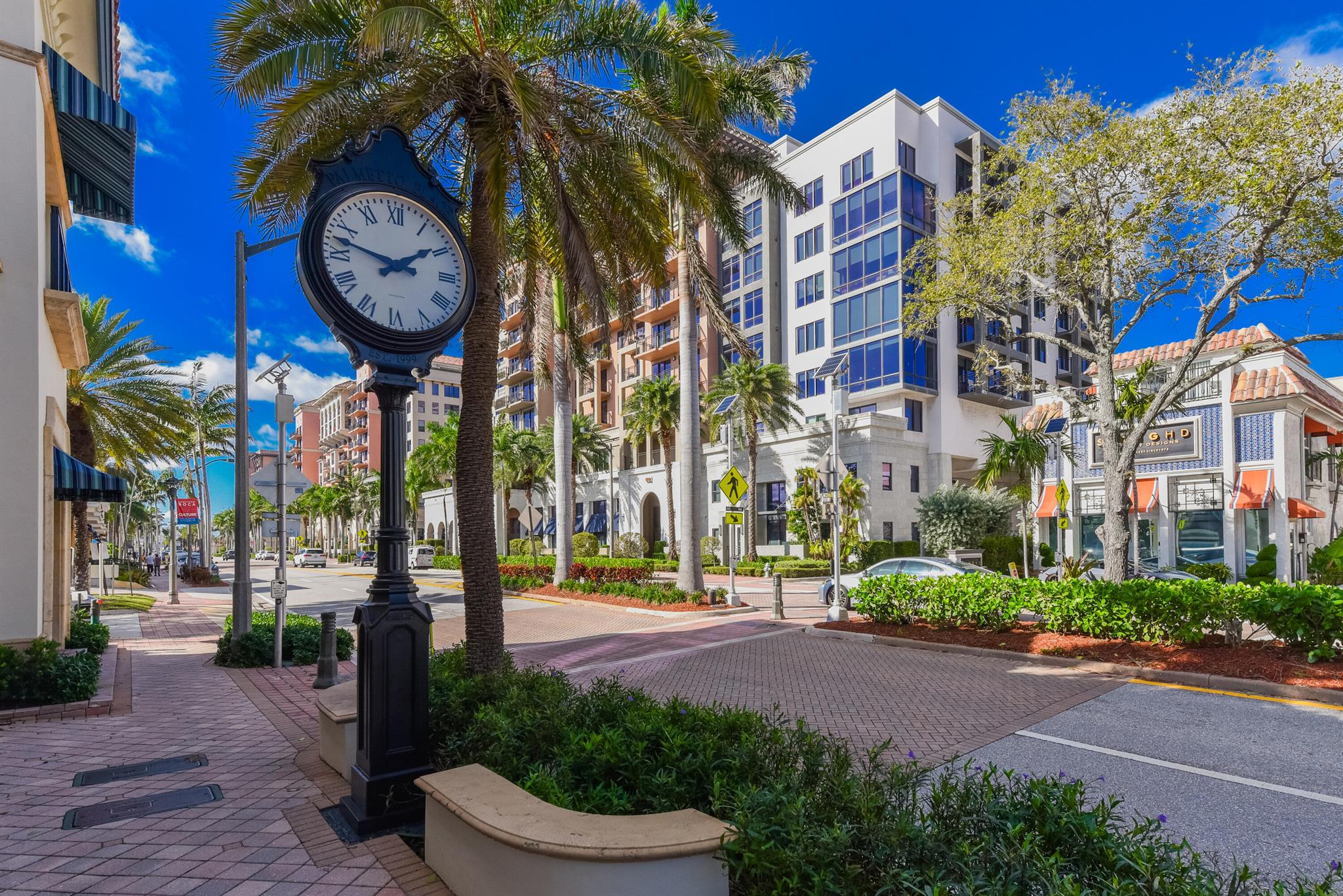 ROYAL PALM RESIDENCES CON - Residential Lease