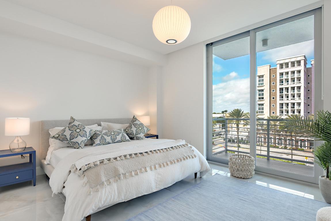 ROYAL PALM RESIDENCES CONDO - Residential Lease