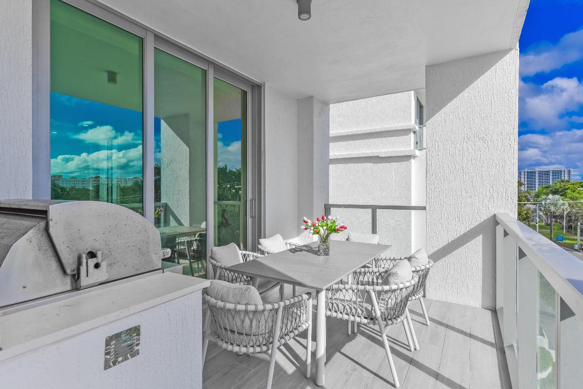 ROYAL PALM RESIDENCES CONDO - Residential Lease