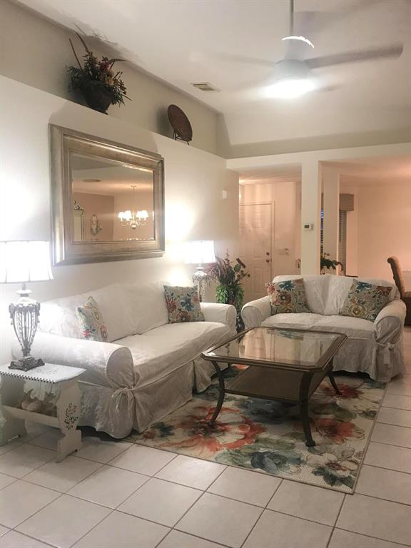 SPANISH LAKES FAIRWAYS NE PHASE - Residential