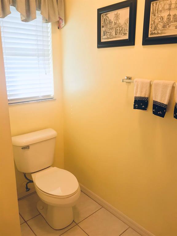 SPANISH LAKES FAIRWAYS NE PHASE - Residential