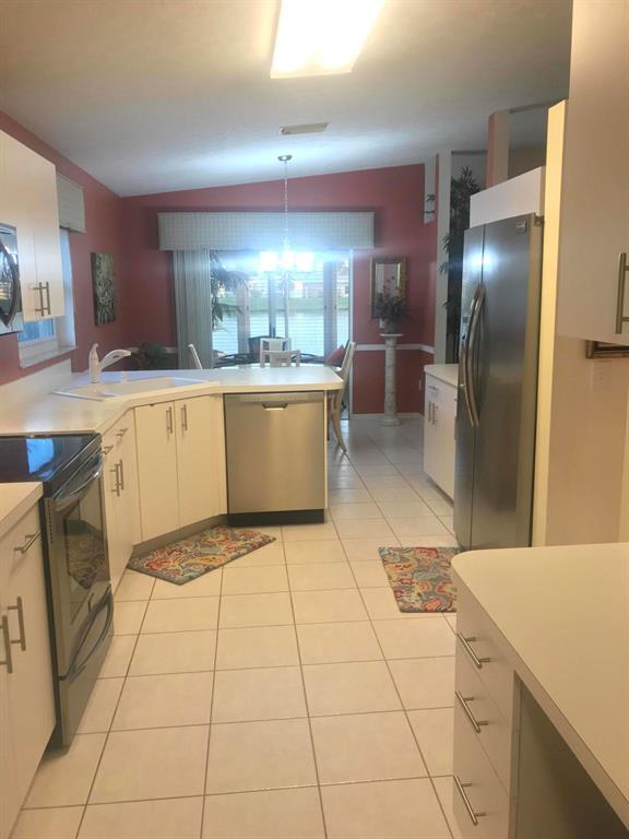 SPANISH LAKES FAIRWAYS NE PHASE - Residential