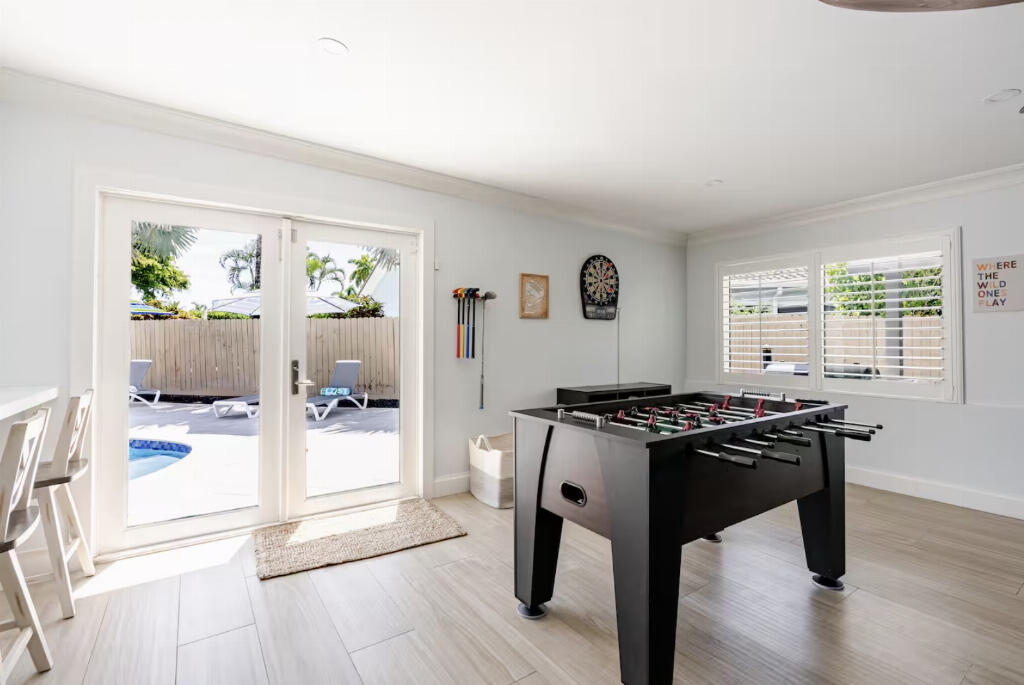 LAKEVIEW - Residential