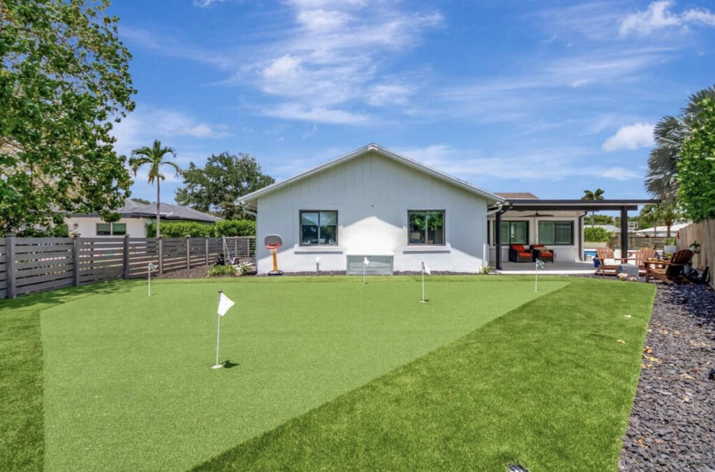 LAKEVIEW - Residential