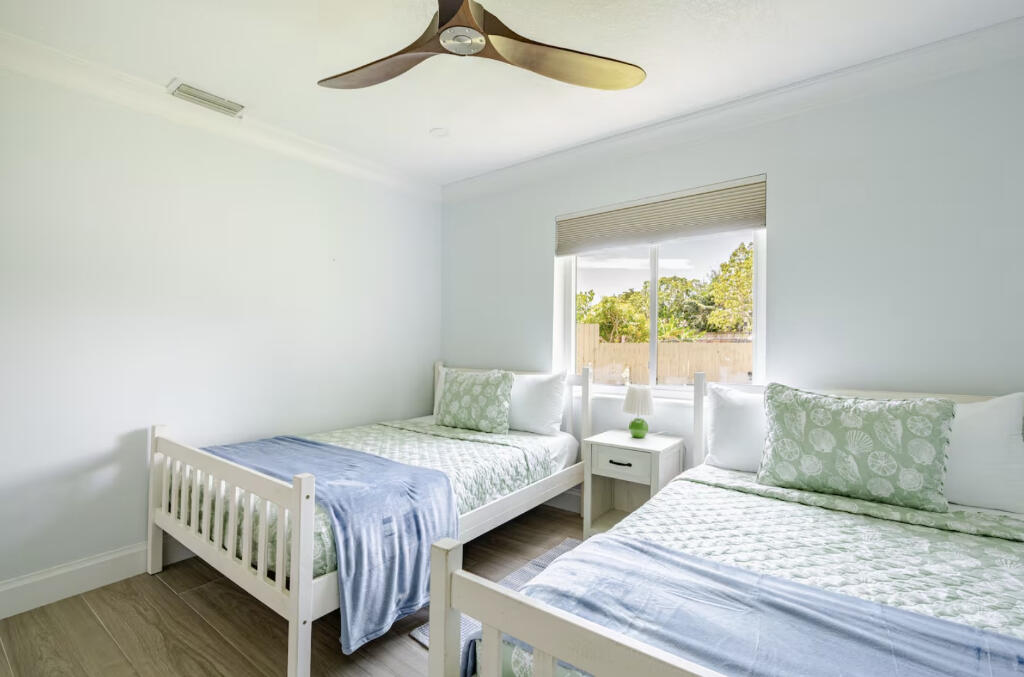 LAKEVIEW - Residential