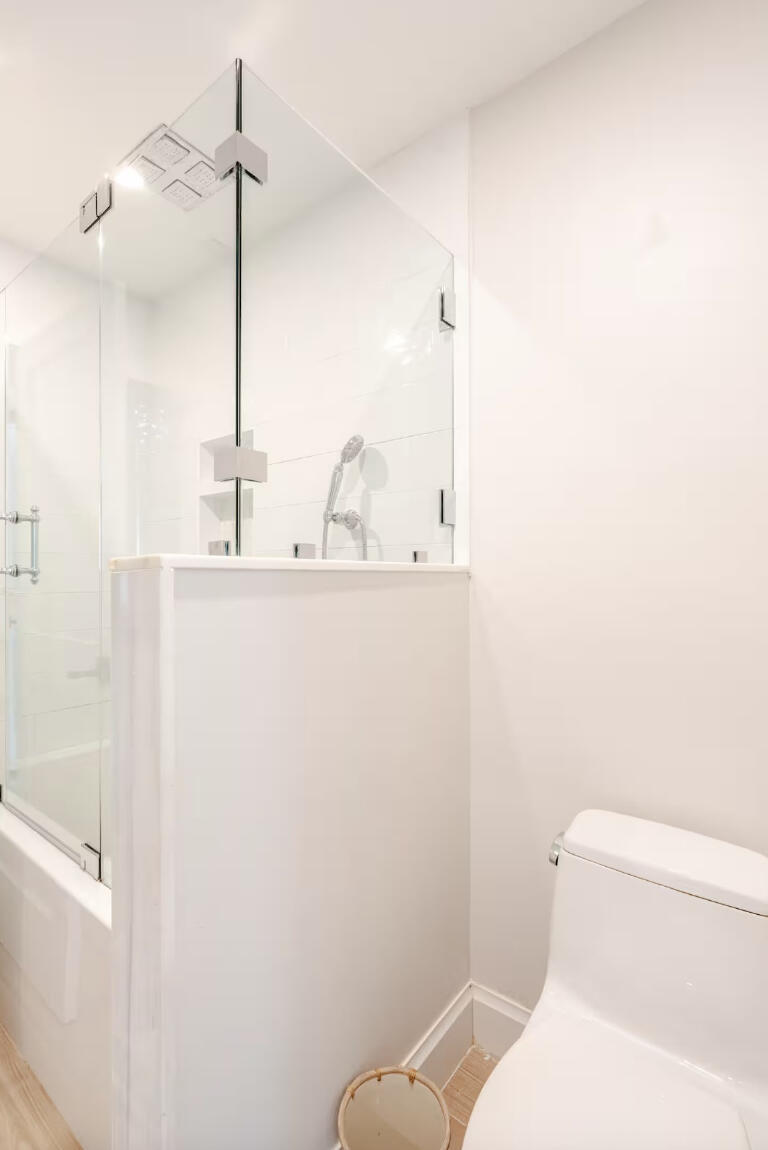 LAKEVIEW - Residential