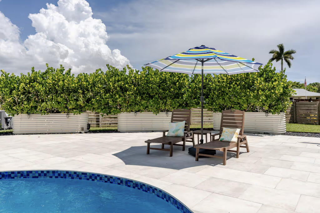 LAKEVIEW - Residential