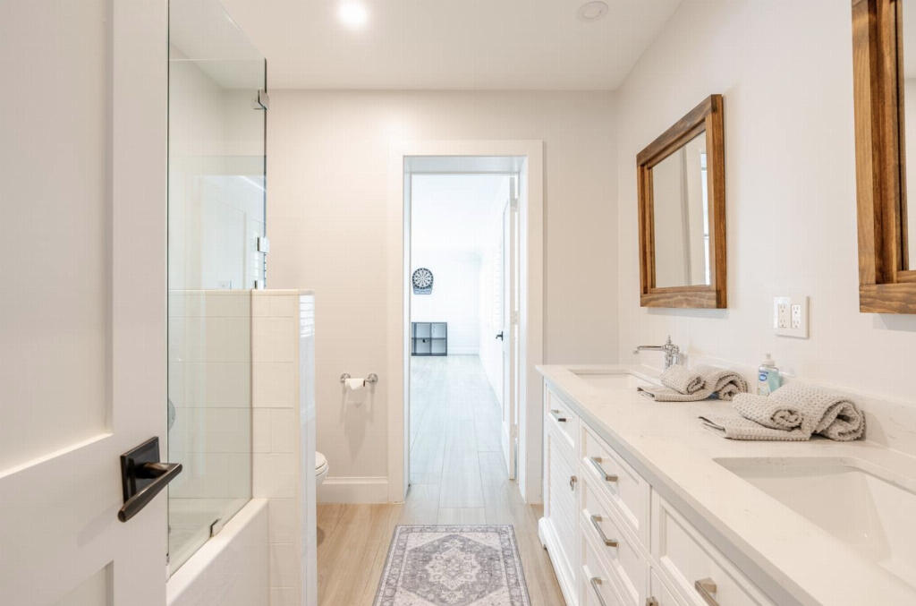 LAKEVIEW - Residential