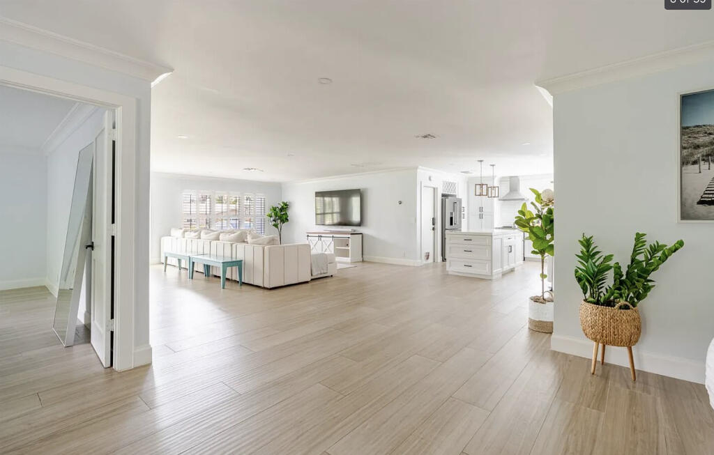 LAKEVIEW - Residential