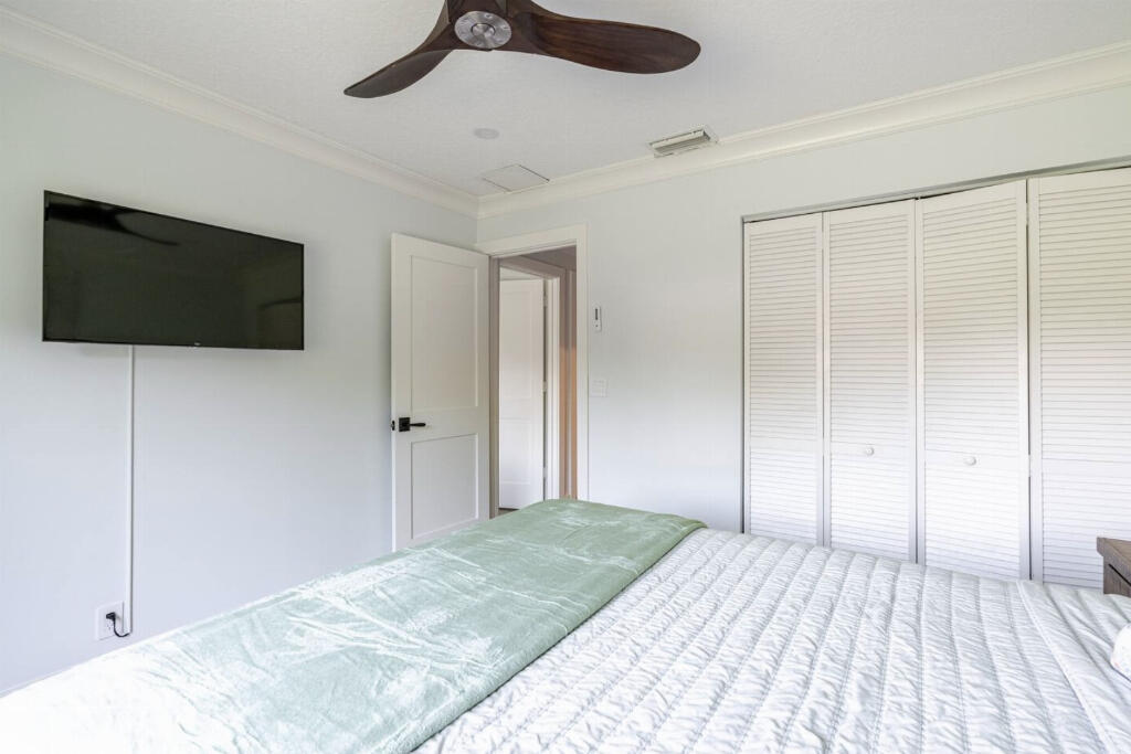 LAKEVIEW - Residential