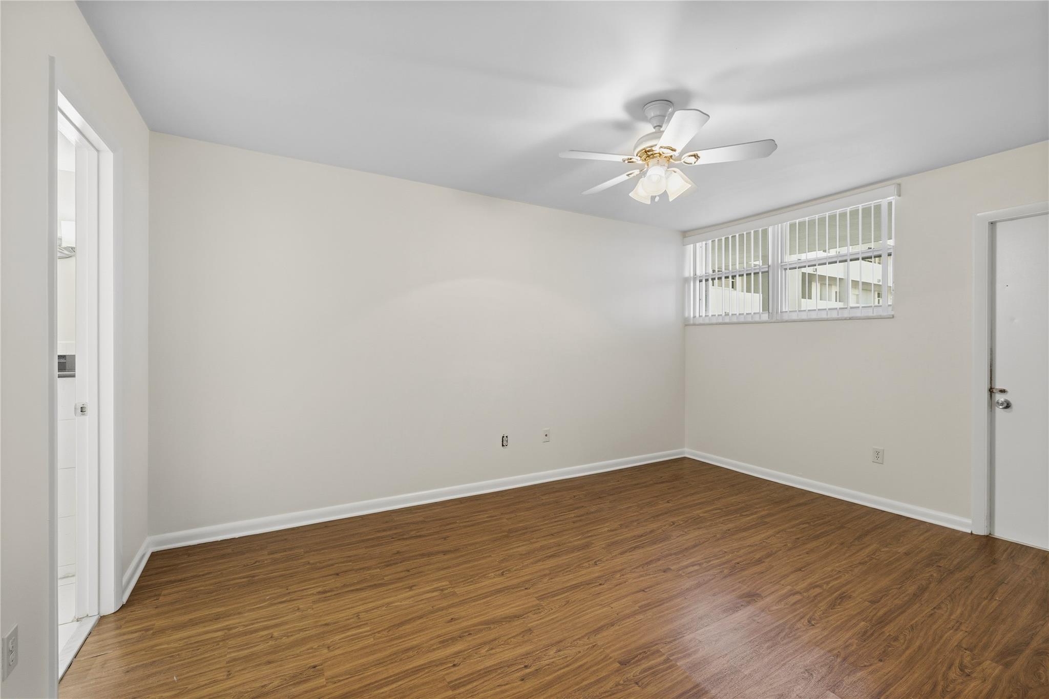 The Royal Mariner - Residential