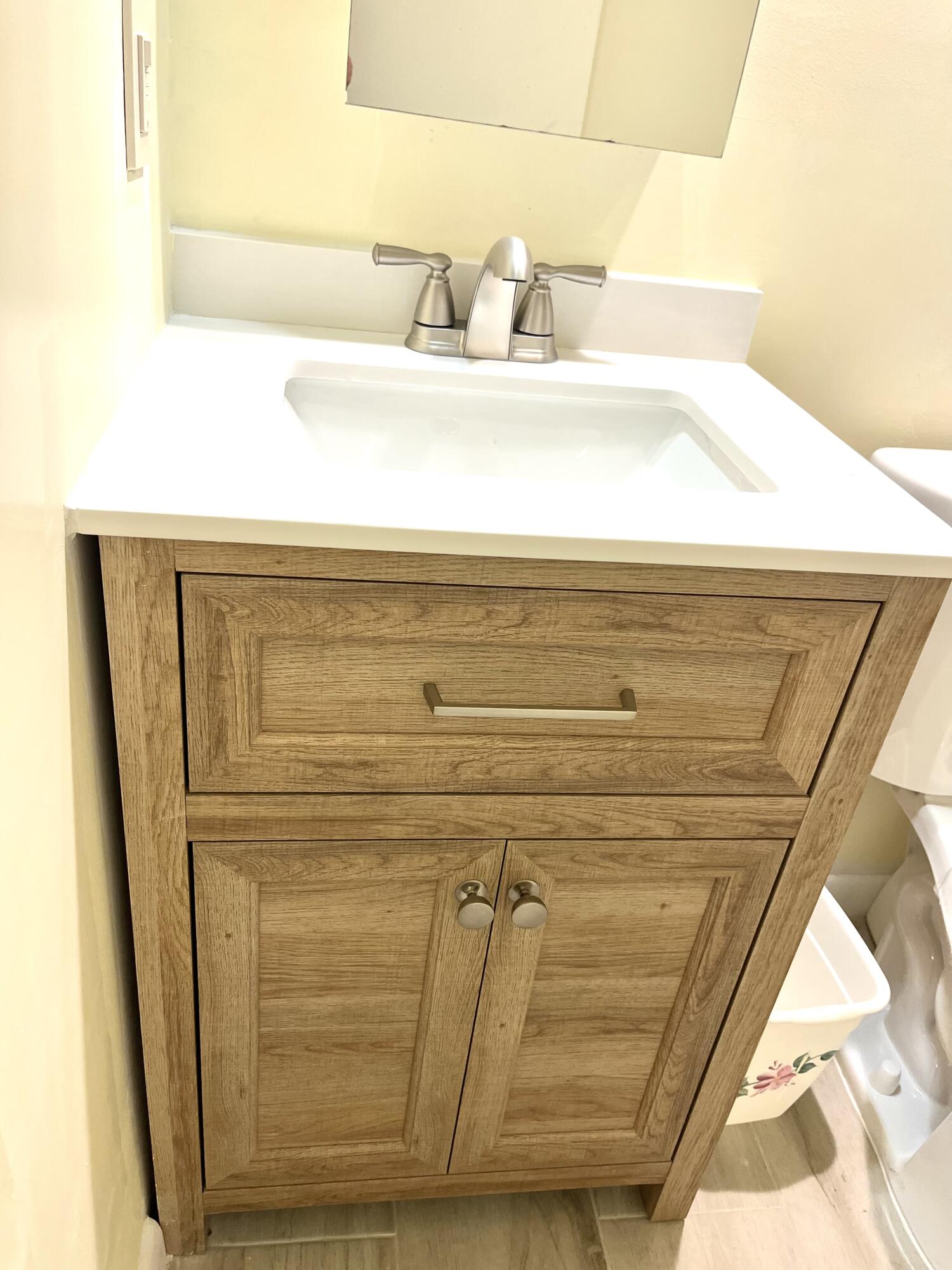 LAKE COLONY APTS ONE INC - Residential