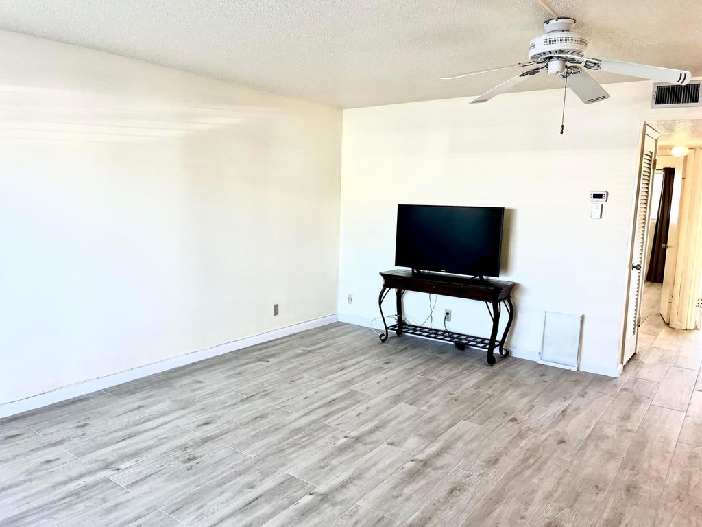 Photo of 100 Doolen Court #112, North Palm Beach, FL 33408 (MLS # R11167418)