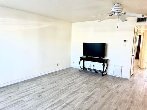 100 Doolen Court 112 North Palm Beach FL 33408