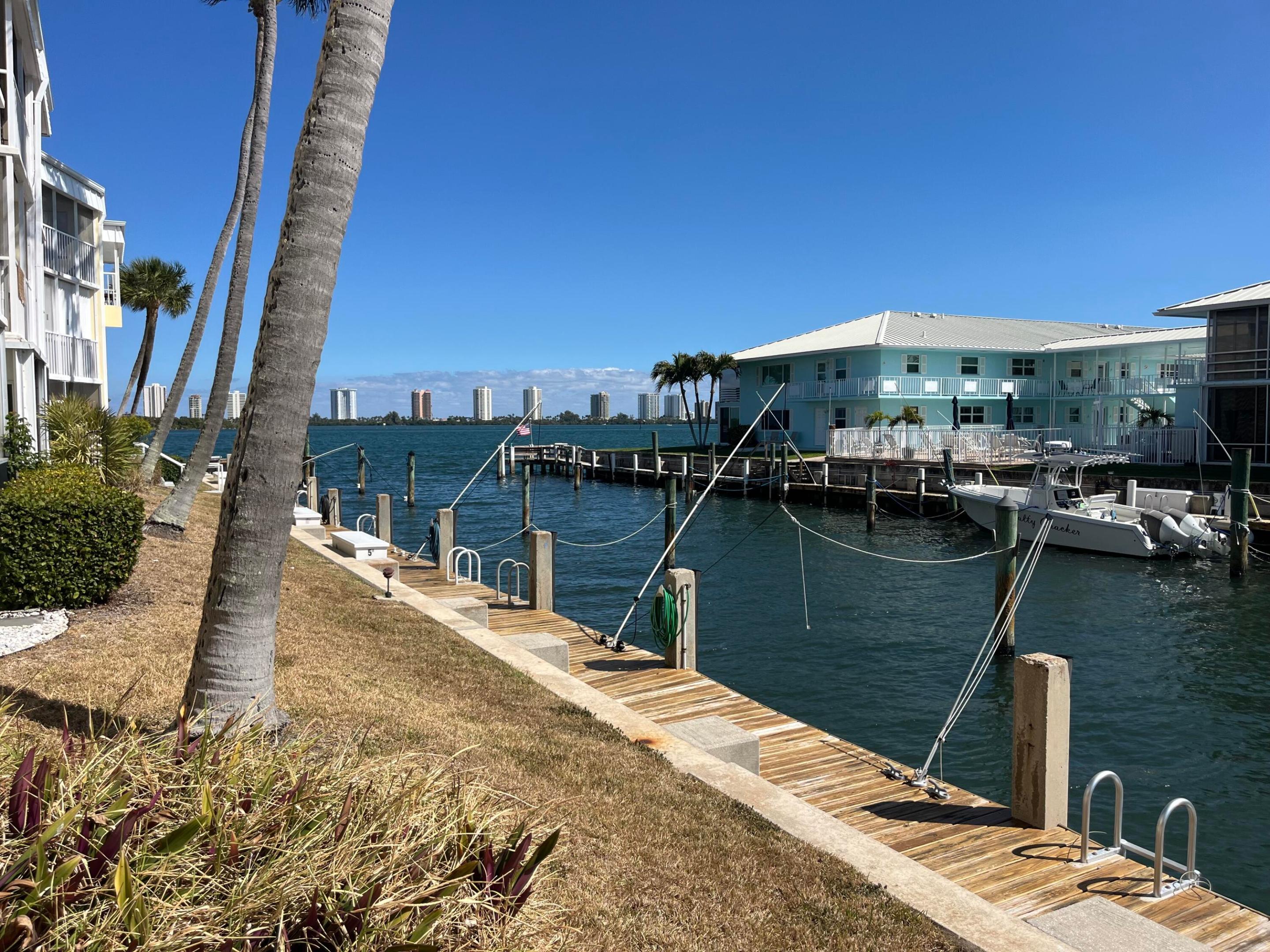 LAKE COLONY APTS ONE INC - Residential