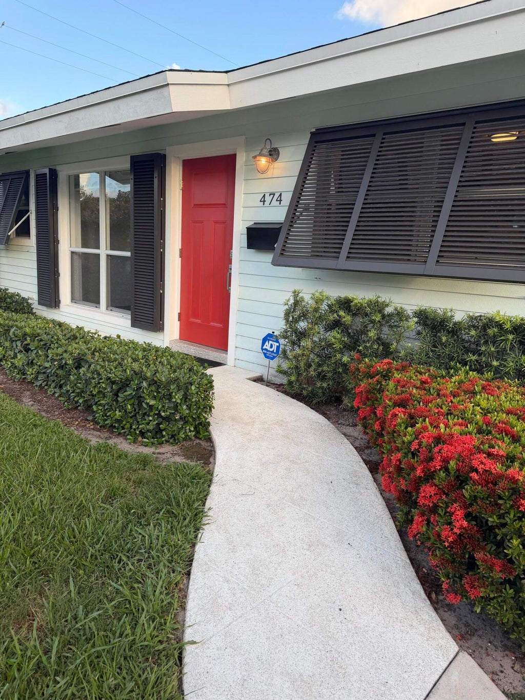Photo of 474 NE 38th Street, Boca Raton, FL 33431 (MLS # B26041004)