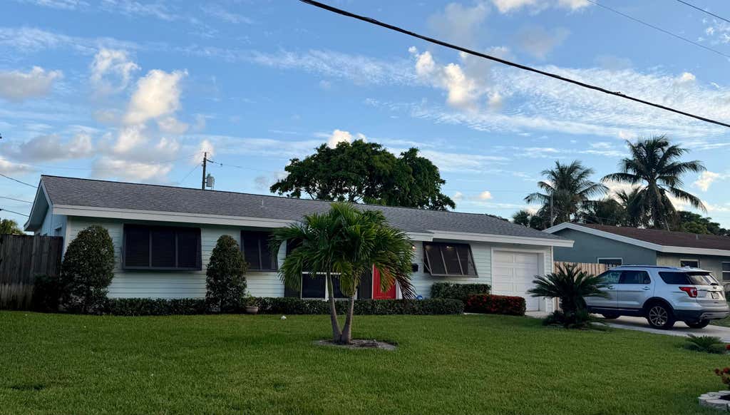Photo of 474 NE 38th Street, Boca Raton, FL 33431 (MLS # B26041004)