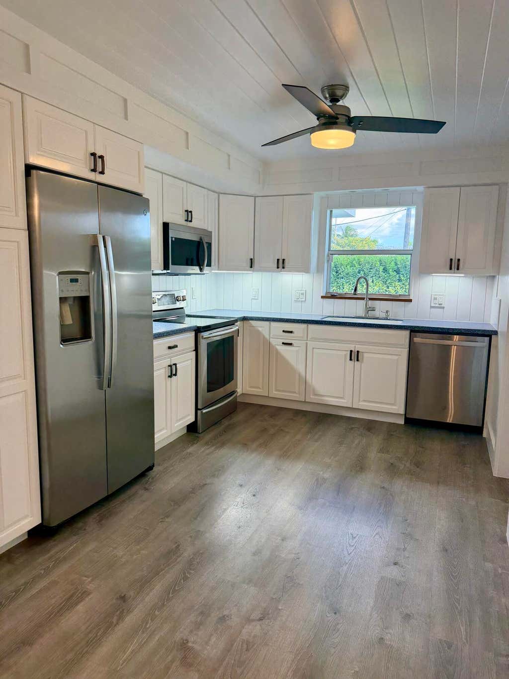 Photo of 474 NE 38th Street, Boca Raton, FL 33431 (MLS # B26041004)
