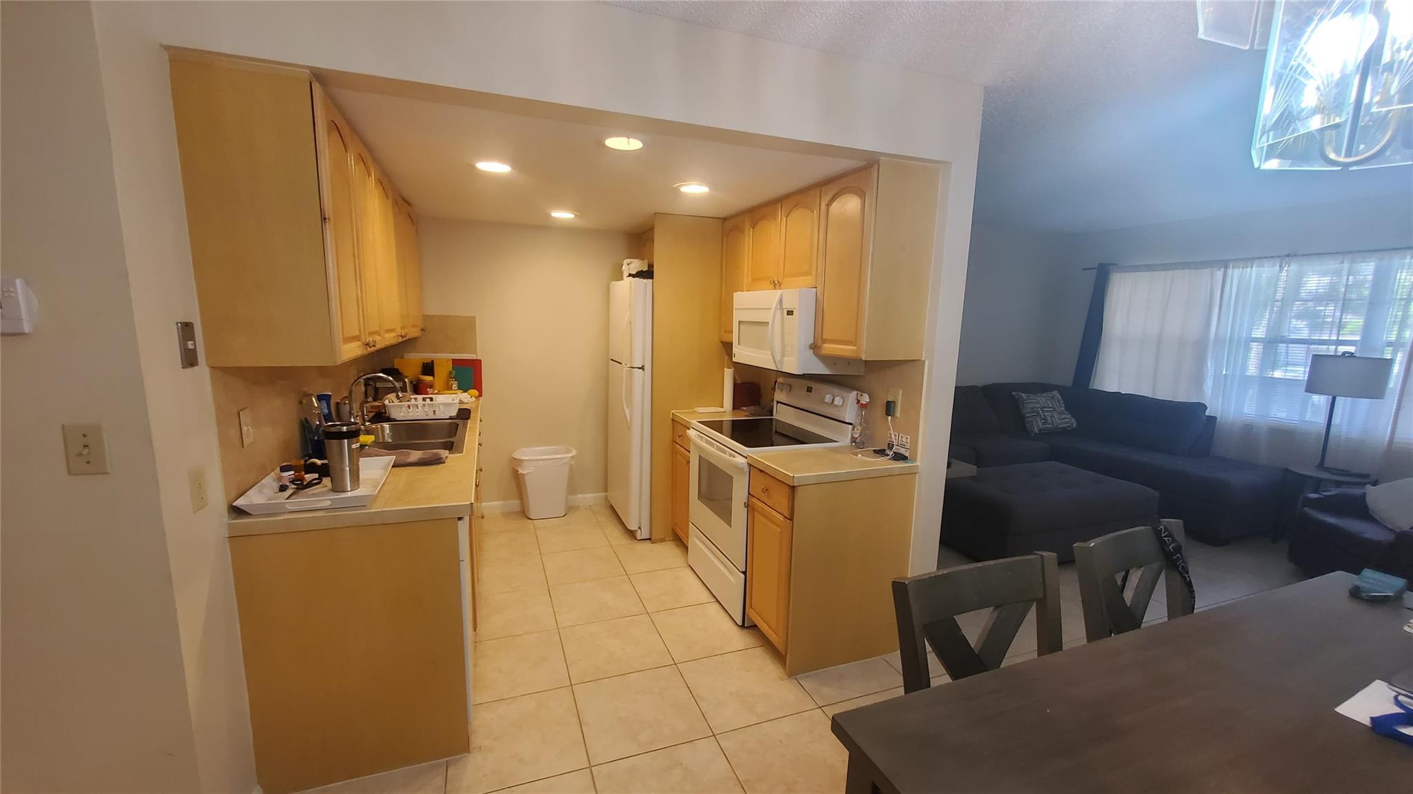 Granada Village E Wynmoor - Residential Lease