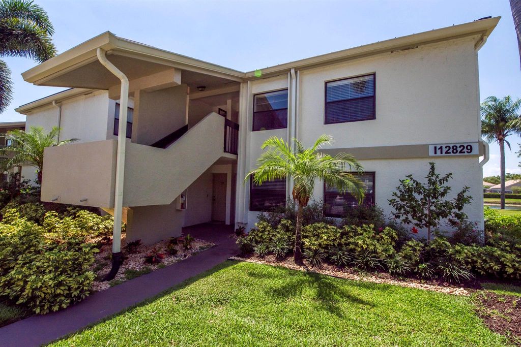 Photo of 12829 Briarlake Drive #204, Palm Beach Gardens, FL 33418 (MLS # R11092413)