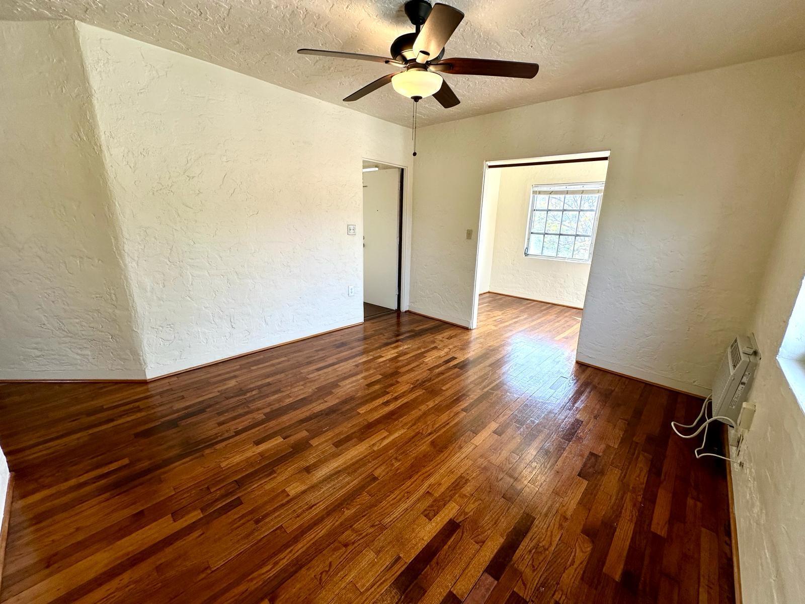 LAKE WORTH TOWN OF - Residential Lease