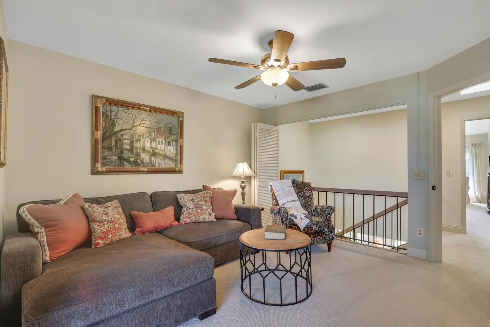 MARINER SANDS - Residential