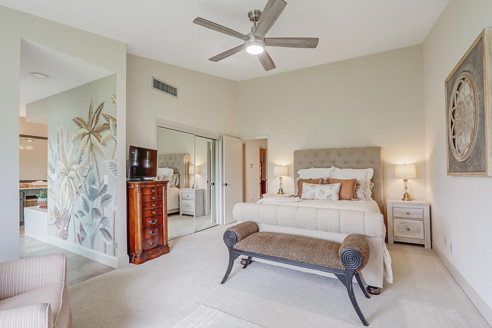 MARINER SANDS - Residential