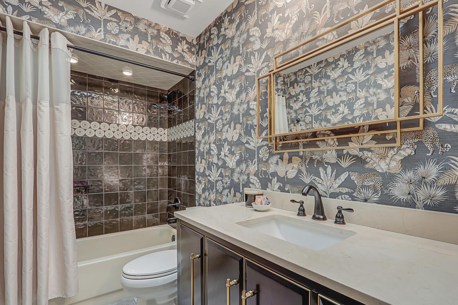 MARINER SANDS - Residential