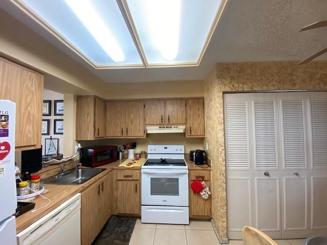 Palm Lakes - Residential