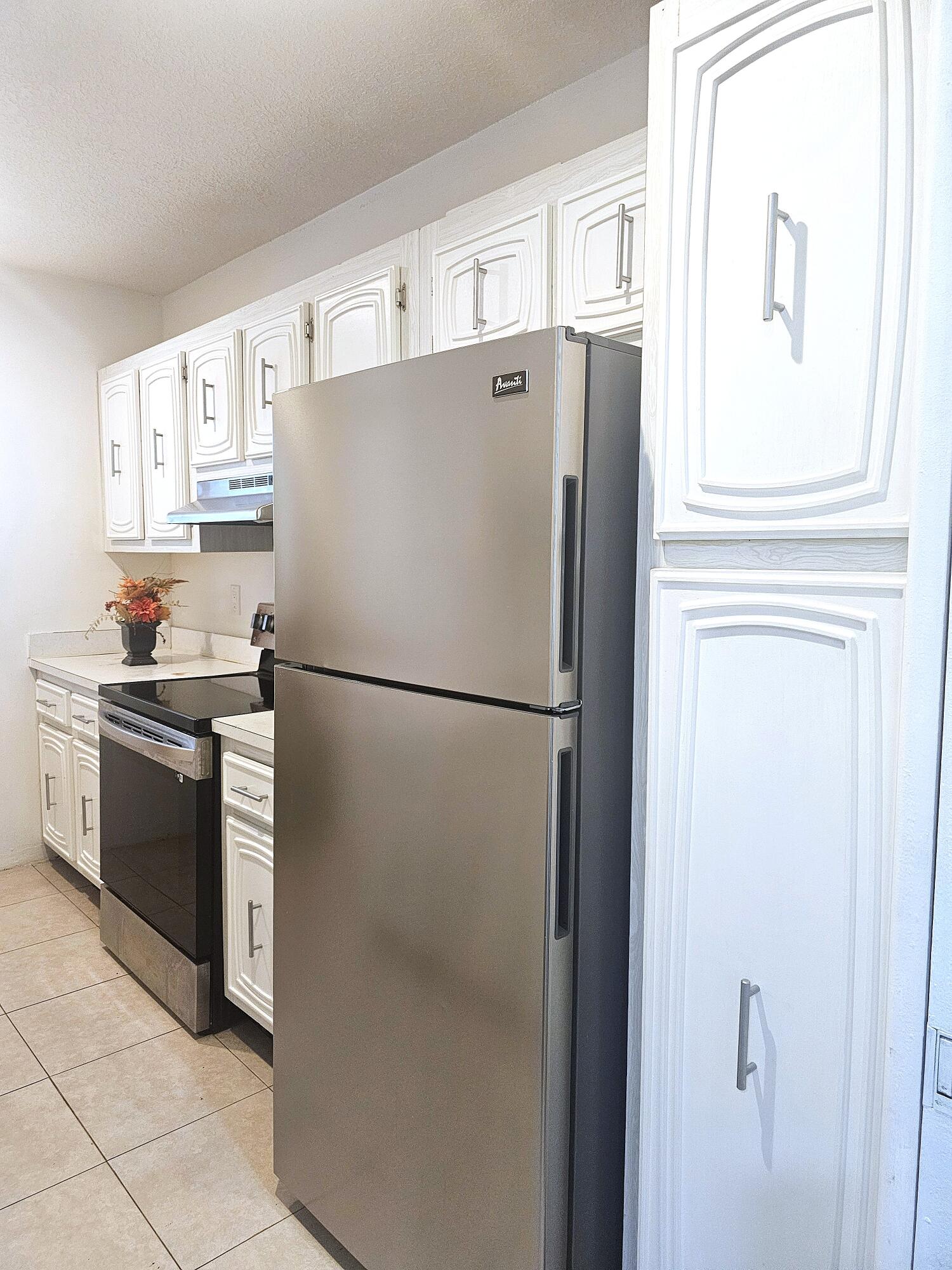 2600 SW 22nd Avenue 908