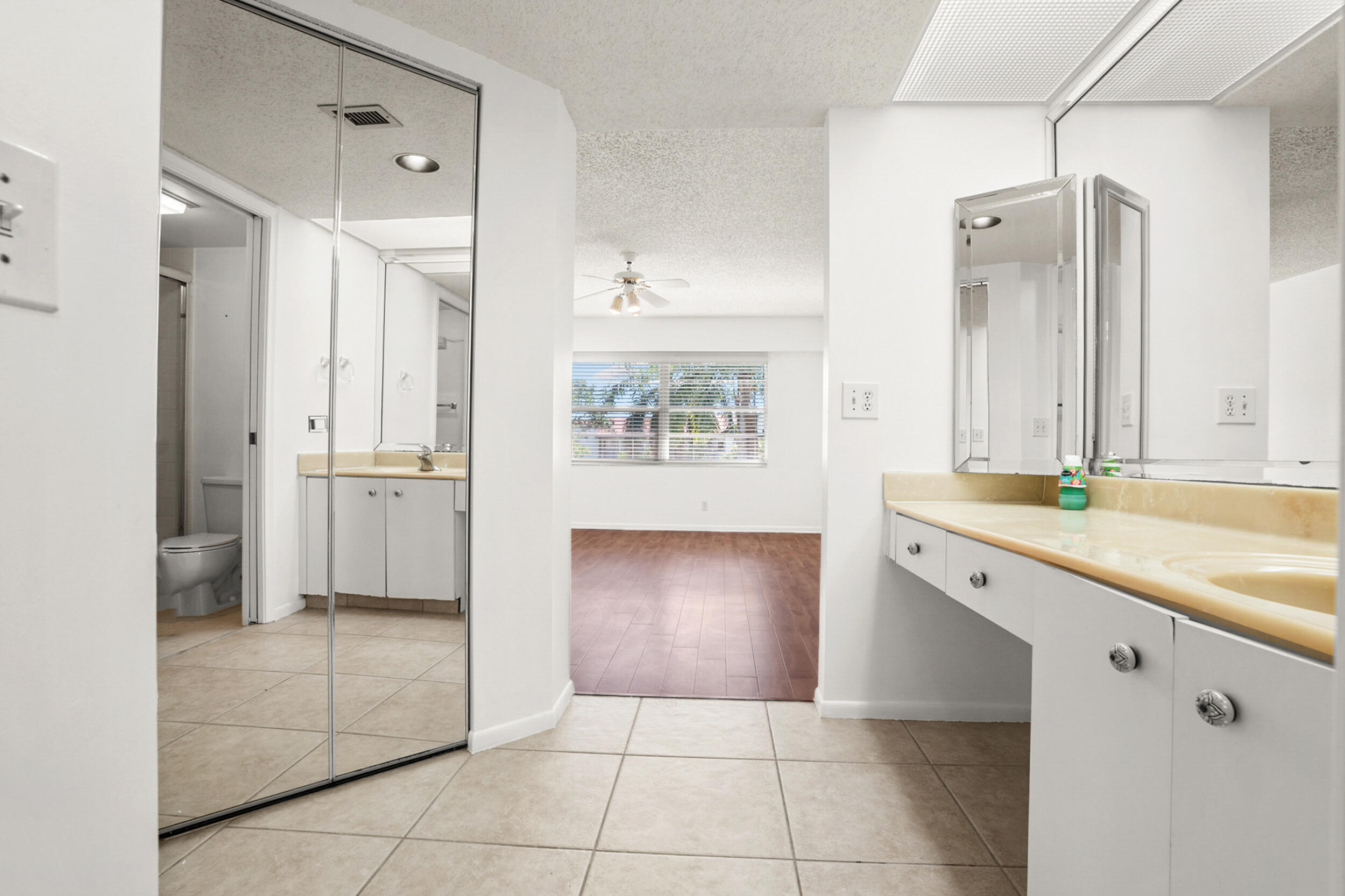 HAWTHORNE AT CENTURY VILLAGE - Residential