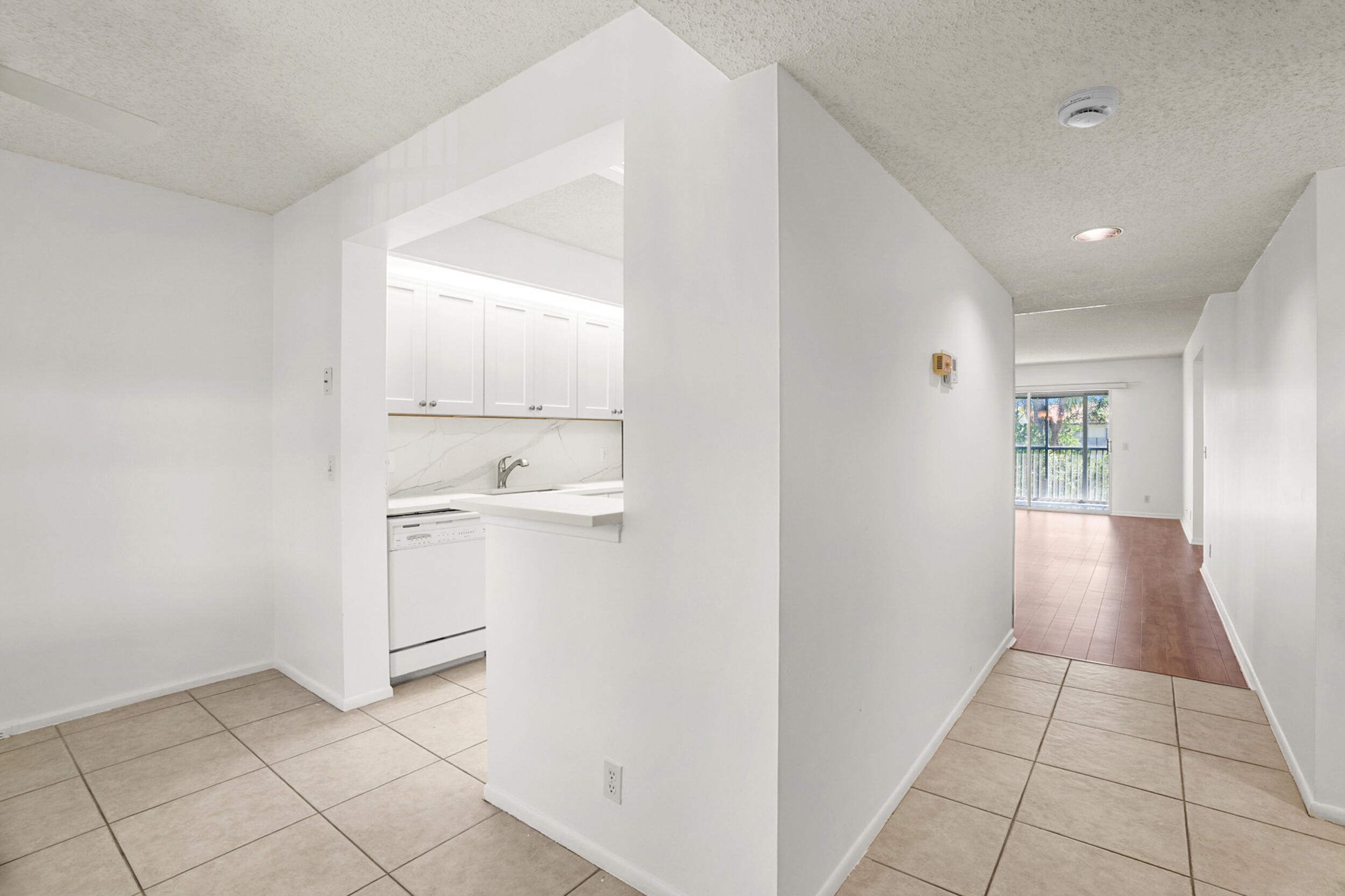 HAWTHORNE AT CENTURY VILLAGE - Residential